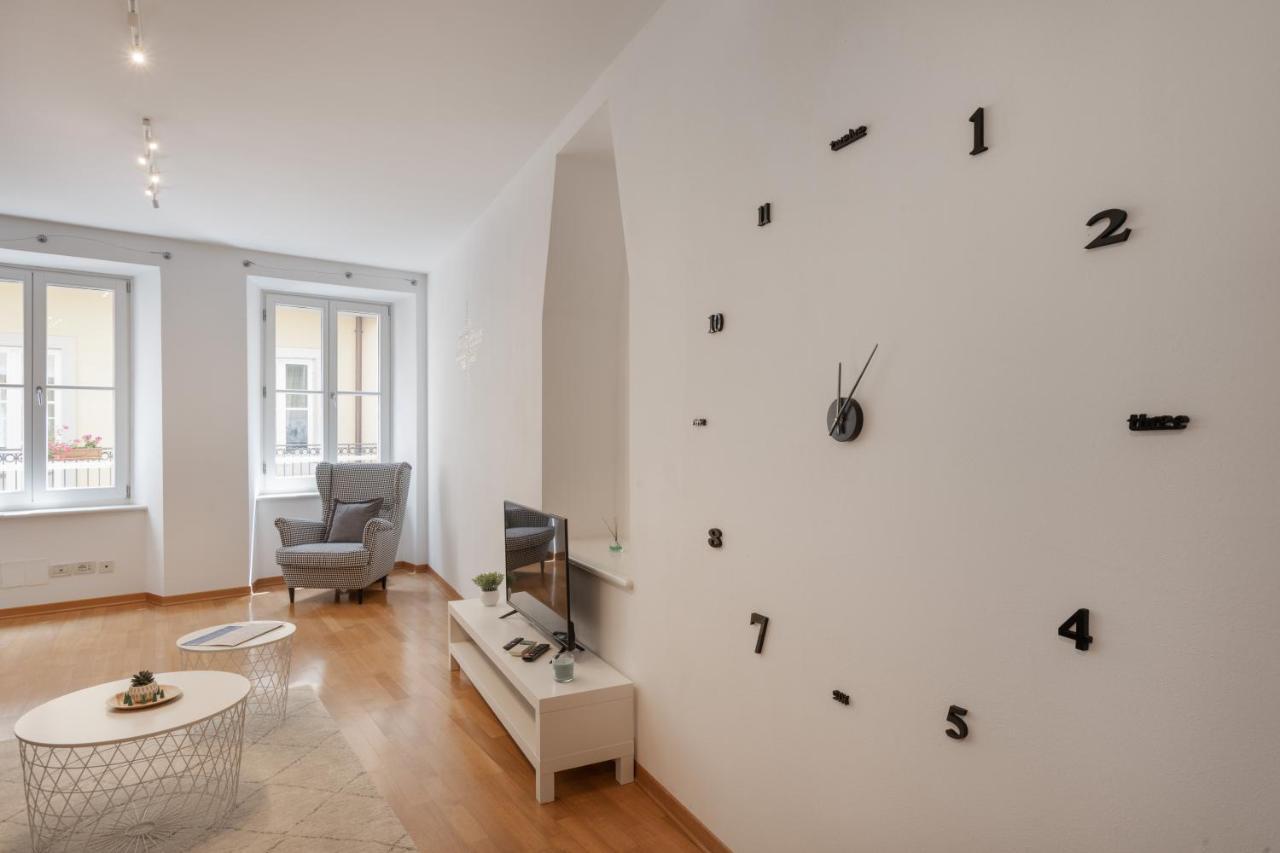 Suite Saba, Stile E Parcheggio In Centro A Trieste Exterior foto